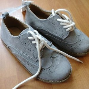 Grey oxford dress shoes. Old Navy NWT